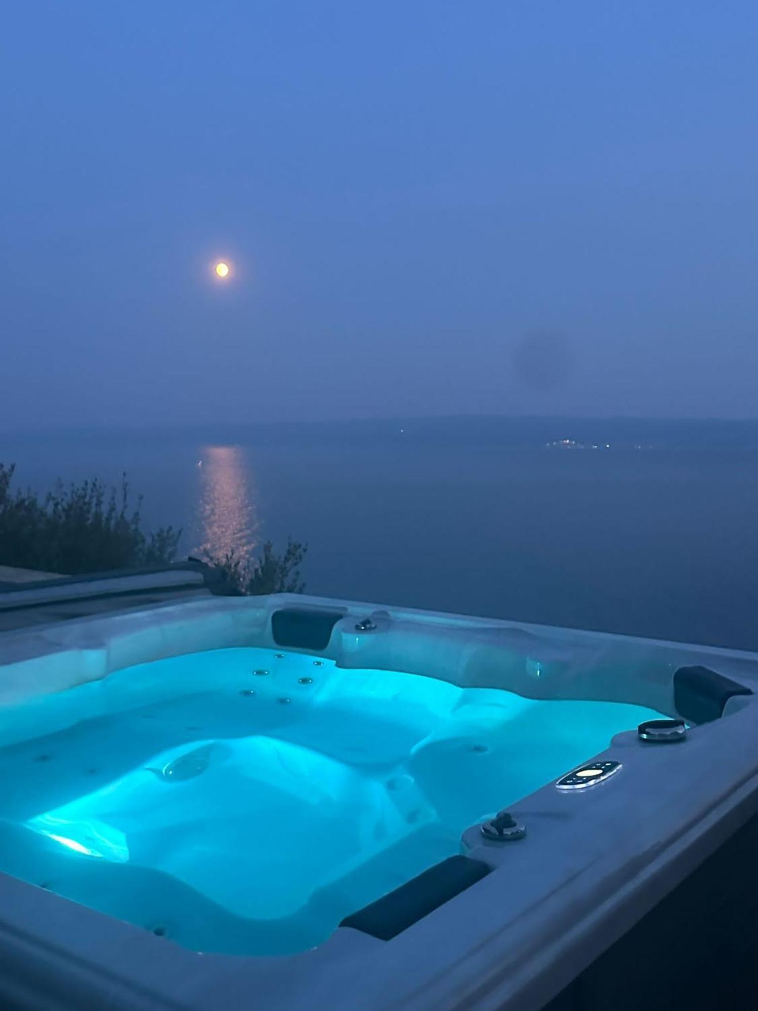 Super Horizont -Free Parking And Jaccuzzi Otel Stobreč Dış mekan fotoğraf